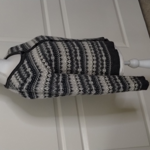 Theoria Nordic print buttondown cardigan sweater smaller large gray/green - Picture 4 of 9